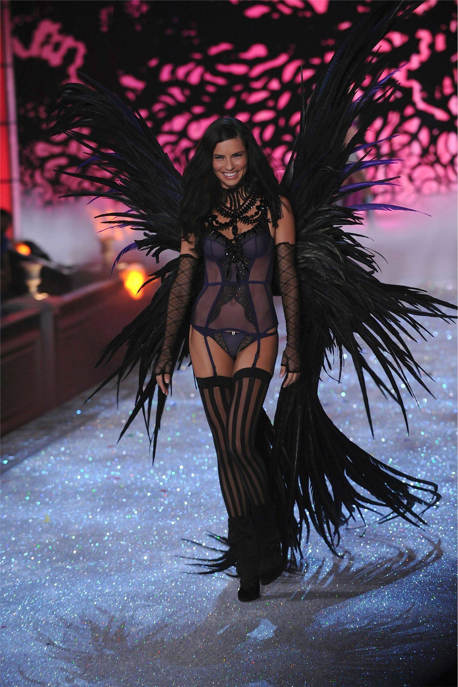 Adriana Lima　Secret Fashion Show　欧美丝袜模特